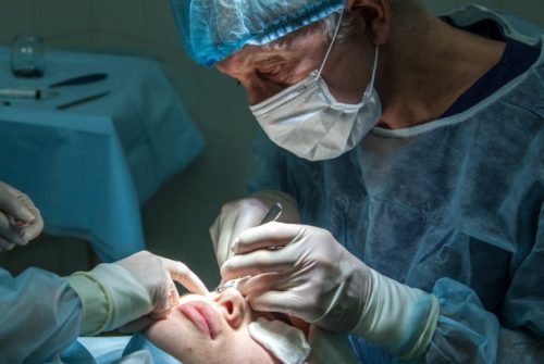 Plastična kirurgija se ukvarja s preoblikovanjem posameznih delov telesa